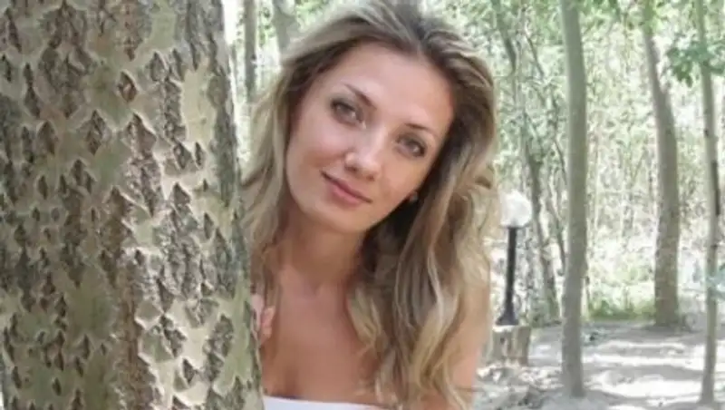 Адвокат просит помочь очевидцев аварии, в которой алматинка потеряла ноги