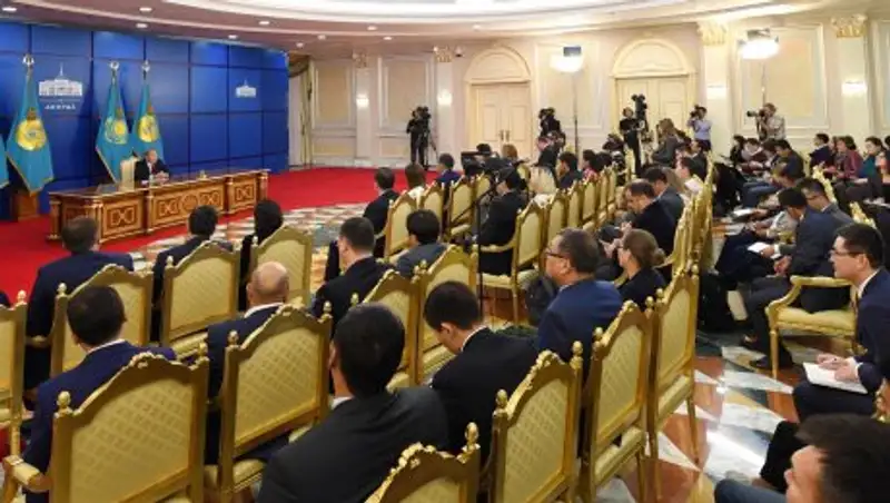 В Сети появилось полное видео пресс-конференции Назарбаева