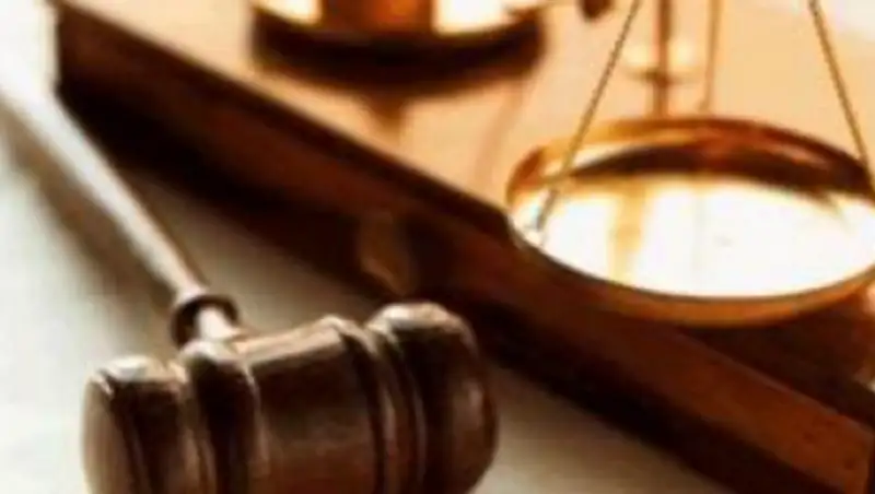 Бывший чиновник в ВКО приговорен к 1,5 годам в колонии за превышение полномочий