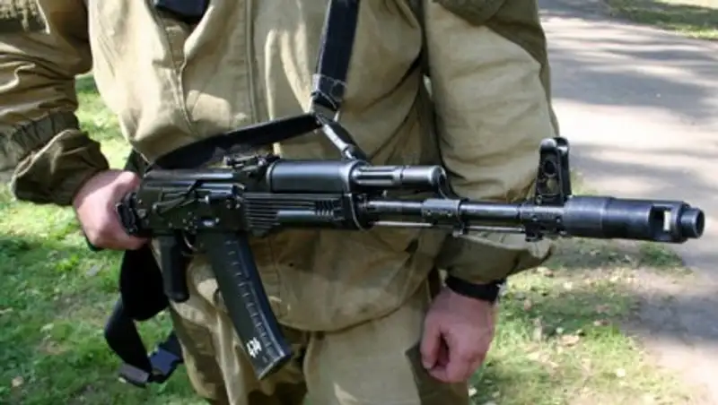 Казахстанец стал лучшим в стрельбе из "Калашникова" на АрМИ-2018