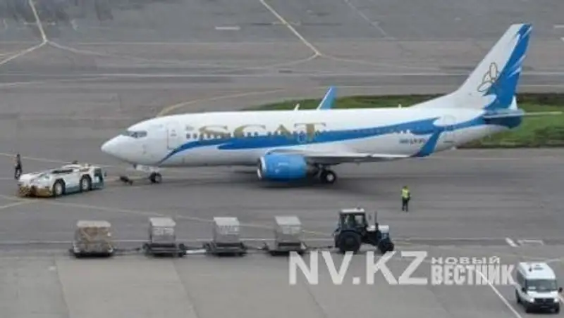 В аэропорту Караганды застряли 233 человека