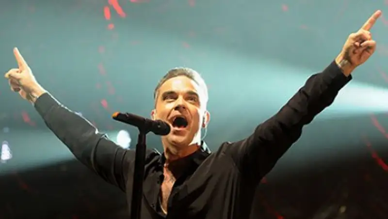 Робби Уильямс употреблял наркотики в Букингемском дворце