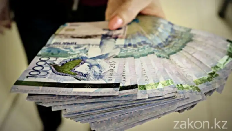 За взятку в 2 млн тенге осужден чиновник в Алматы