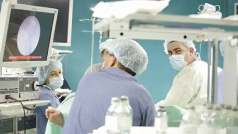 Пострадавшие при взрыве гранаты в алматинском колледже находятся в стабильно тяжелом состоянии