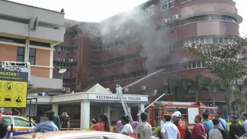 В малайзийской больнице в результате пожара погибли шесть человек