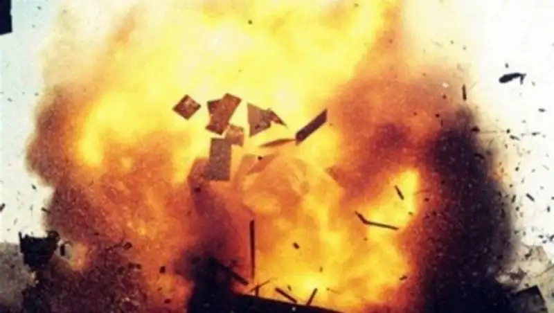 В Темиртау произошел взрыв на СТО, погиб сотрудник станции