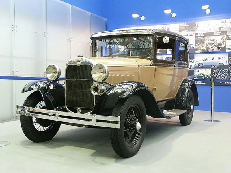 Интересные факты о легендарном «Москвиче» Интересные факты о легендарном «Москвиче», фото - Новости Zakon.kz от 06.11.2013 21:36