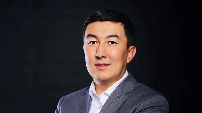 Сопредседателя партии Respublica сняли с предвыборной гонки