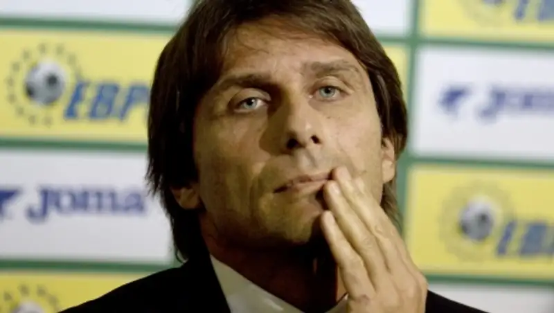 СМИ: Роман Абрамович обсудит с Антонио Конте возможность его работы в "Челси" 