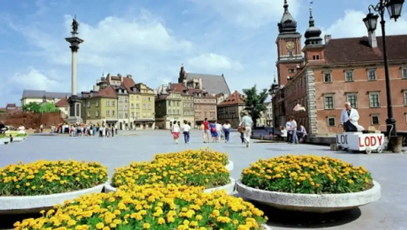 Многотысячные антиправительственные митинги прошли в Польше