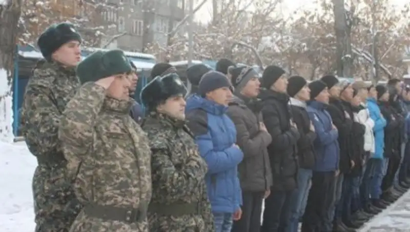 Казахстанских чемпионов Олимпийских игр в Рио проводили на службу в армию