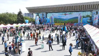 Казахстанцев станет больше , фото - Новости Zakon.kz от 01.08.2022 10:09