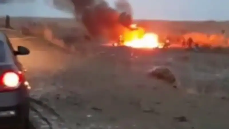 Видео с места крушения вертолета Минобороны появилось в Сети