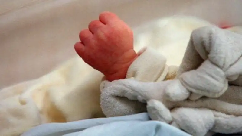 Родителей «подкидыша» из Темиртау могут ограничить в правах на ребенка