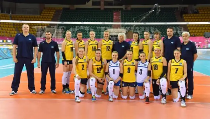 Женская сборная Казахстана готовится к Кубку Азии по волейболу 