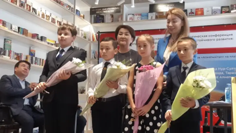 Электронные учебники в Казахстане: подведены итоги пилотного проекта