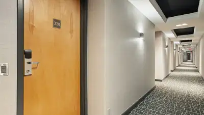 Лжеполицей угрожал жителю Кокшетау уголовной ответственностью за посещение проституток, фото - Новости Zakon.kz от 04.11.2022 15:09