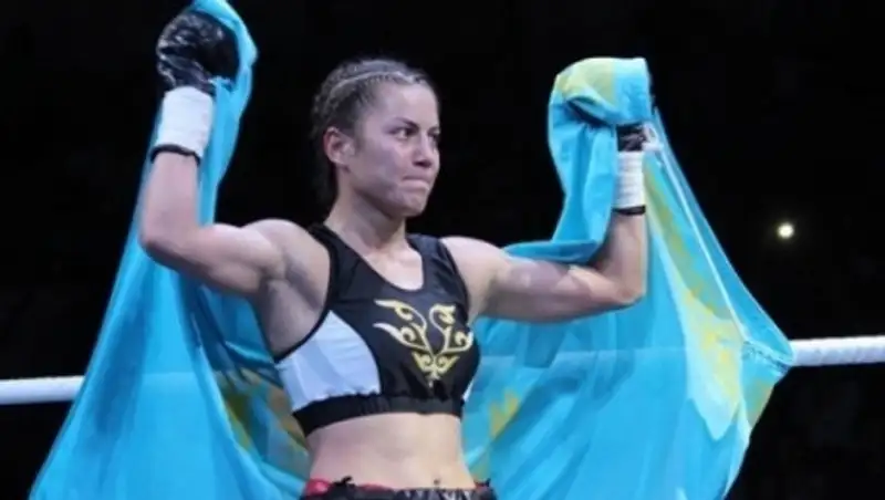 Токаев поздравил Фирузу Шарипову со званием чемпионки мира