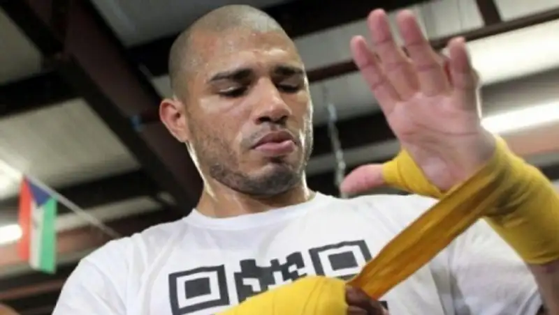 Мигель Котто: "Ни одна из боксёрских организаций мне не указ"