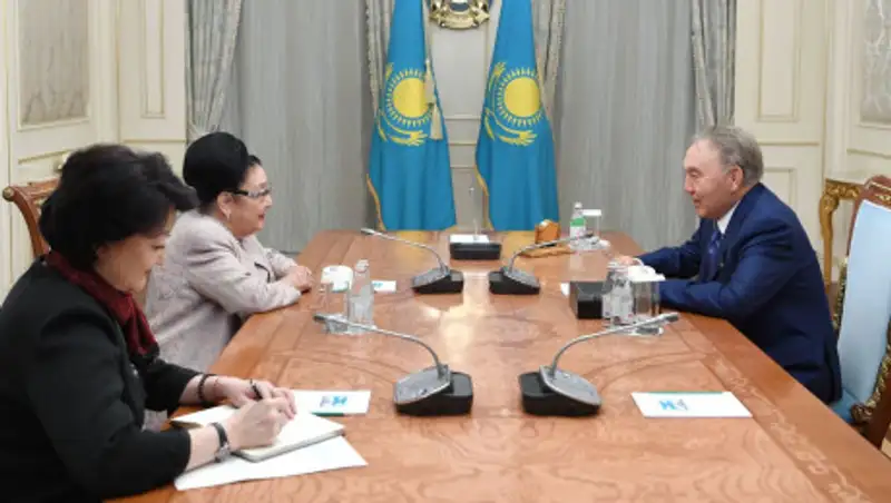 Елбасы поздравил Бибигуль Тулегенову с 90-летием