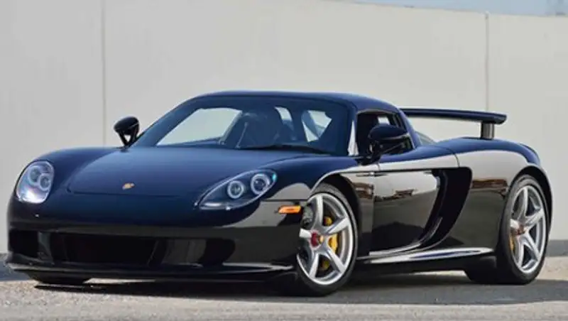 Редкий суперкар Porsche Carrera GT продадут с аукциона