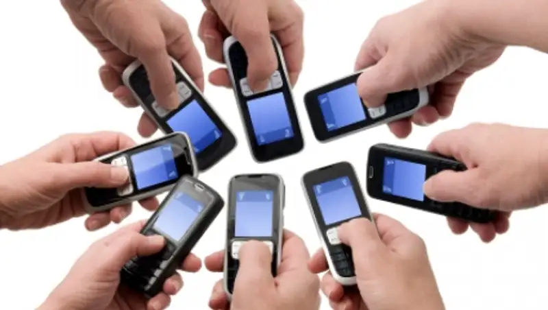 Большинство казахстанцев на мобильную связь тратят не более 2 тыс. тенге в месяц - опрос