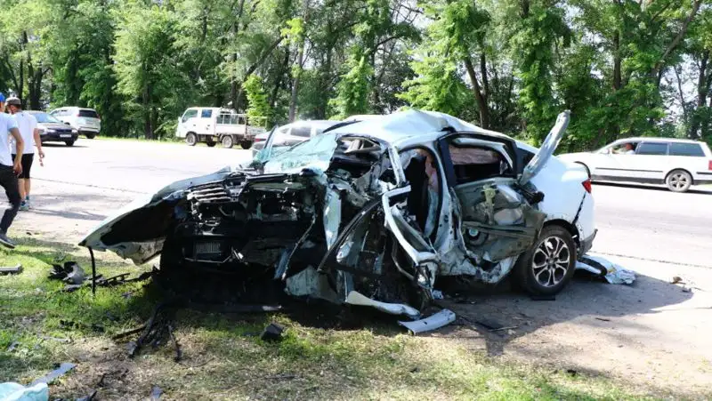 Водитель погиб в ДТП на Кульджинском тракте