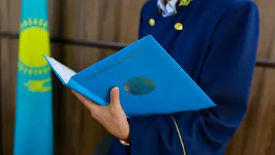 Атырау, офицер Антикора, взятка, приговор, фото - Новости Zakon.kz от 08.06.2022 14:24