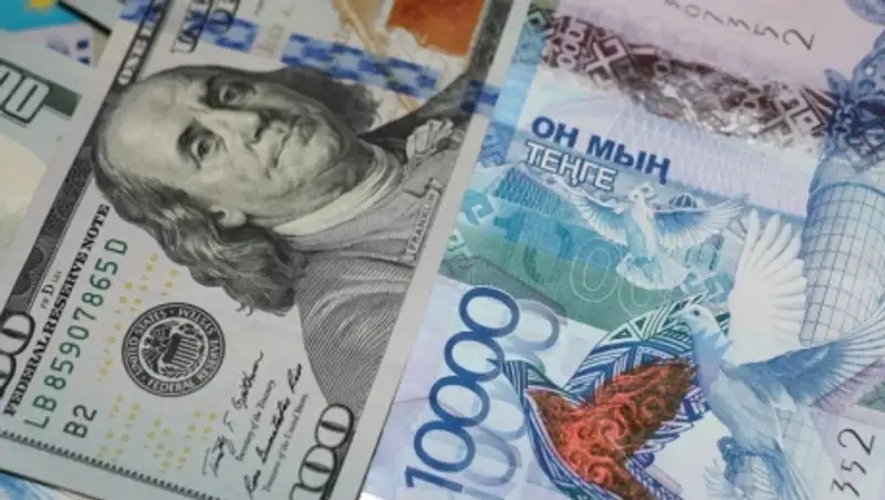 Участие Нацбанка на валютном рынке направлено на сглаживание колебаний обменного курса