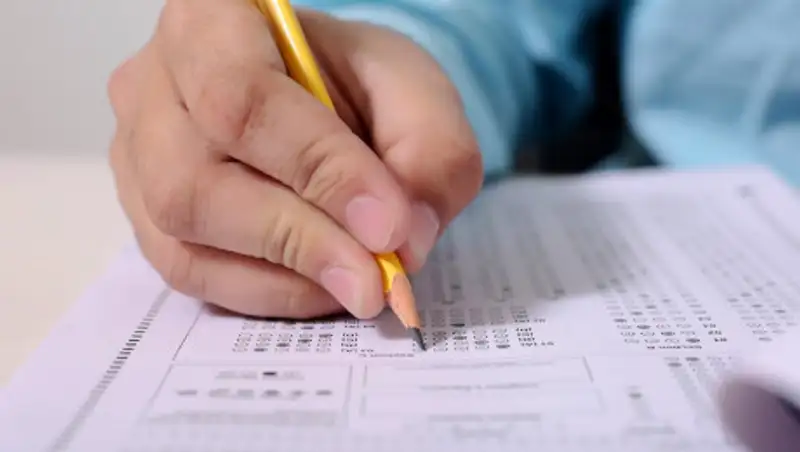 Глава МОН рассказал о "плане Б" по проведению ЕНТ