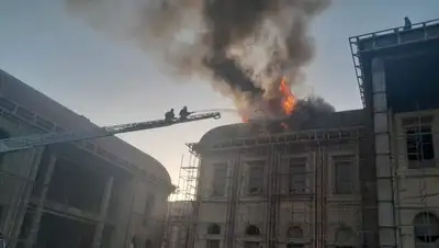 Шымкент затянуло дымом, фото - Новости Zakon.kz от 08.10.2022 00:04