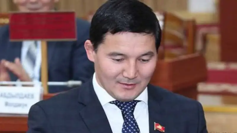 Экс-депутату из Кыргызстана продлили арест в Алматы