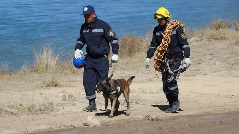 Казахстанским спасателям планируют повысить зарплаты