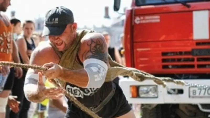 Впервые в Уральске прошел чемпионат по силовому экстриму 