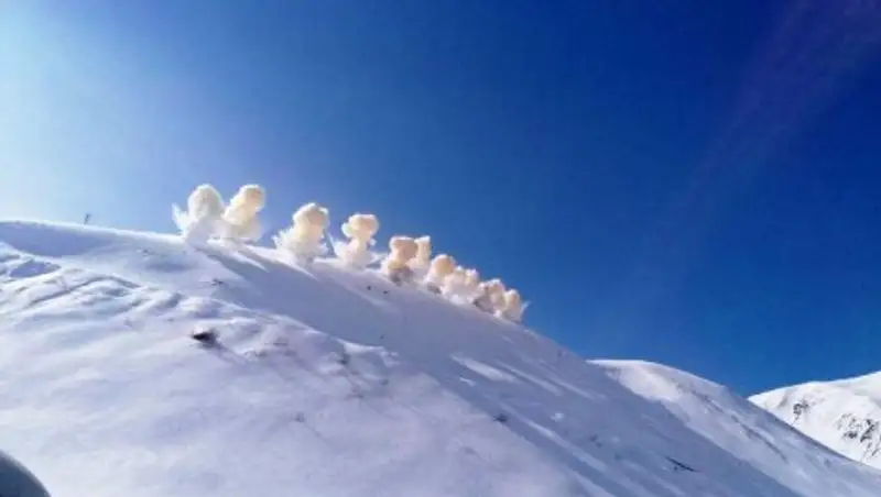 В Алматы проведут профилактический спуск снежной лавины