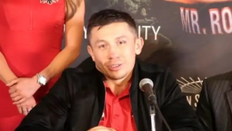 Oн слишком много болтает - Головкин ответил на ультиматум промоутера "Канело"