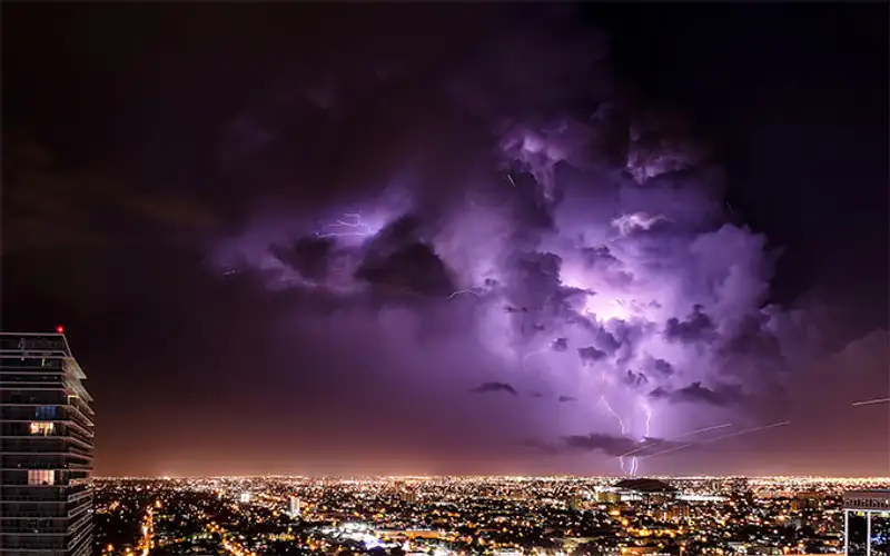 Молнии над Майами Молнии над Майами, фото - Новости Zakon.kz от 08.11.2013 20:30