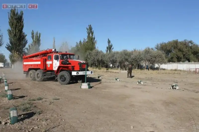 В Кызылорде у пожарных появилась площадка для экстремальных тренировок (фото), фото - Новости Zakon.kz от 26.10.2013 22:46