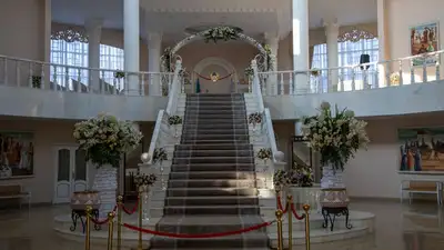 Казус на свадьбе из-за "салем салу" рассмешил казахстанцев, фото - Новости Zakon.kz от 05.10.2023 14:54