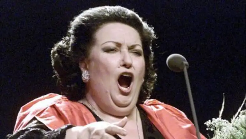 Монсеррат Кабалье экстренно госпитализирована