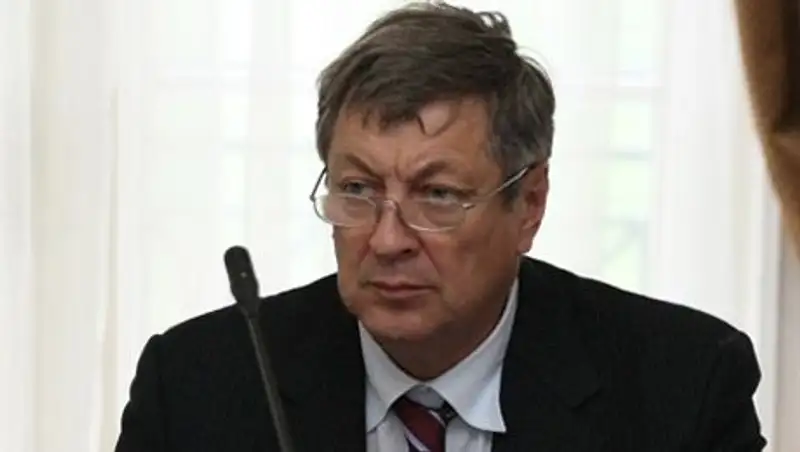 Владимиру Школьнику нужен совет по сдерживанию цен на ГСМ