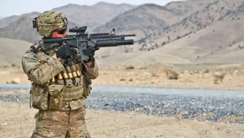 Хаос в аэропорту Кабула: 12 человек погибли, пытаясь покинуть страну