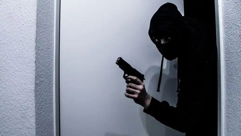 Житель Караганды обокрал родную бабушку на 7 млн тенге