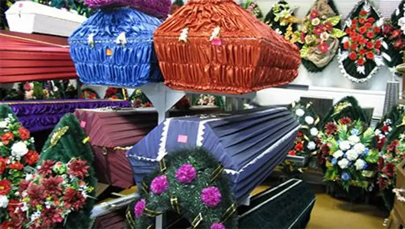 В Ижевске ревнивец с дрелью закрыл бывшую сожительницу в гробу