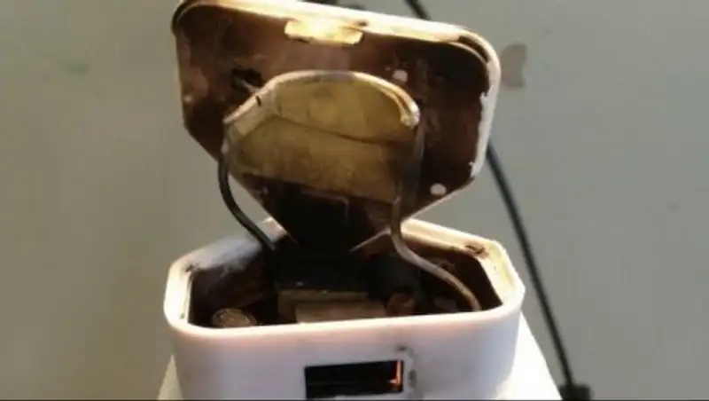 В Усть-Каменогорске мужчине разорвало кисть в результате взрыва зарядного устройства