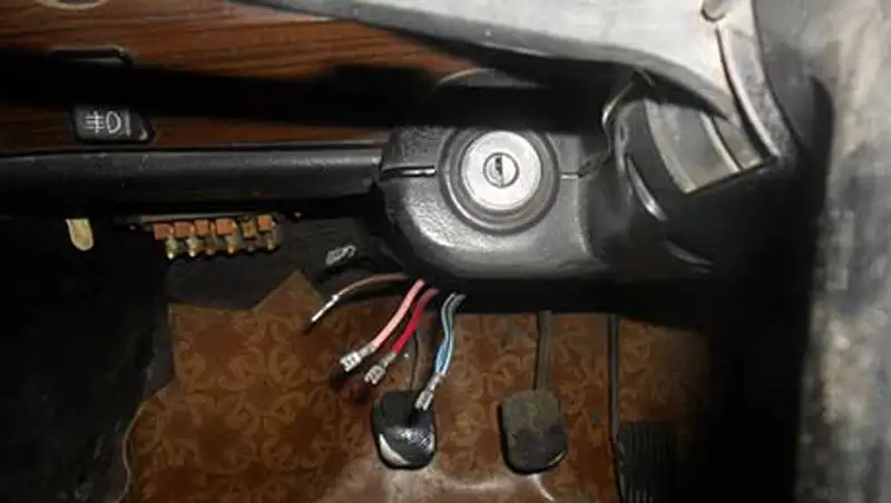 17-летний парень за одну ночь угнал три машины в Лисаковске