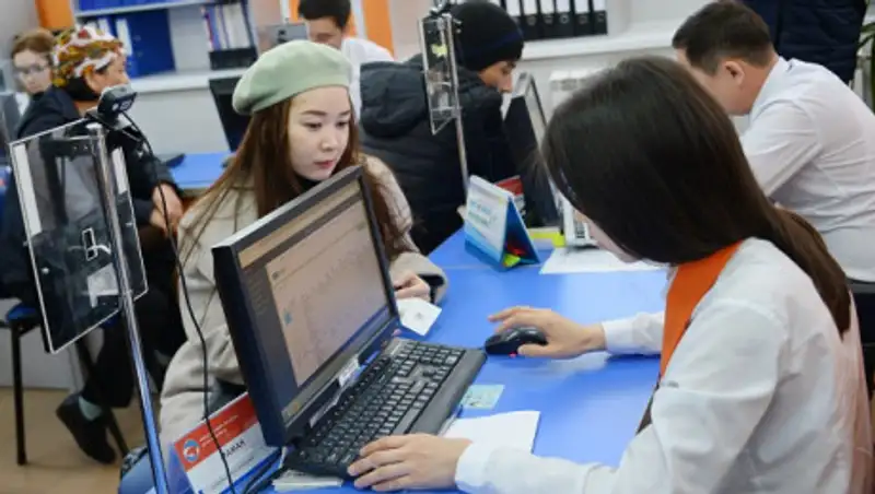 Правительственная группа ознакомилась с механизмом получения АСП в Павлодаре