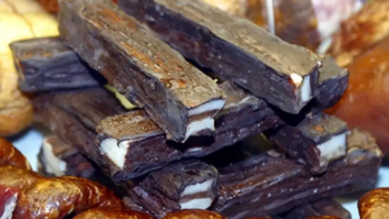 Украинец в Бутово пошел на кражу шоколада ради фондю с салом