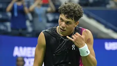 Бен Шелтон прокомментировал предстоящий матч с легендарным сербом Новаком Джоковичем в полуфинале Открытого чемпионата США, фото - Новости Zakon.kz от 06.09.2023 15:01