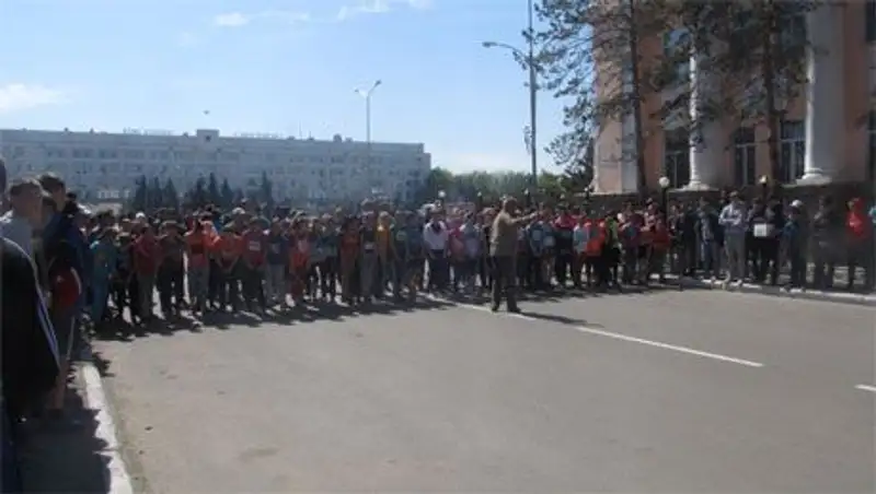 В Семее отмечают День Батыра и День Победы